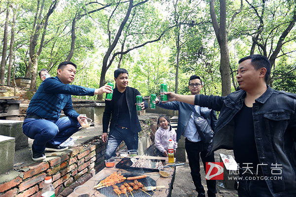 常德市德天廣告有限公司,品牌設計,活動策劃,影視攝制,廣告設備租賃,媒體廣告推廣,